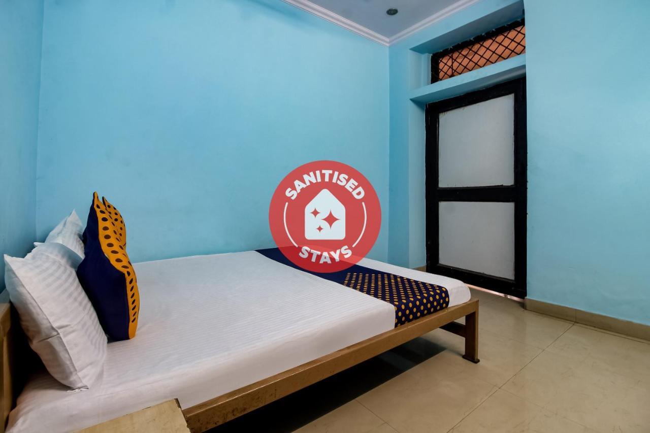 Spot On 40972 Hotel Gurubaksh Rāmpur エクステリア 写真