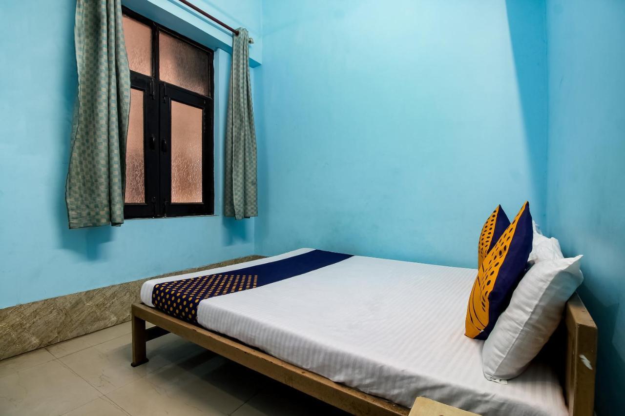 Spot On 40972 Hotel Gurubaksh Rāmpur エクステリア 写真