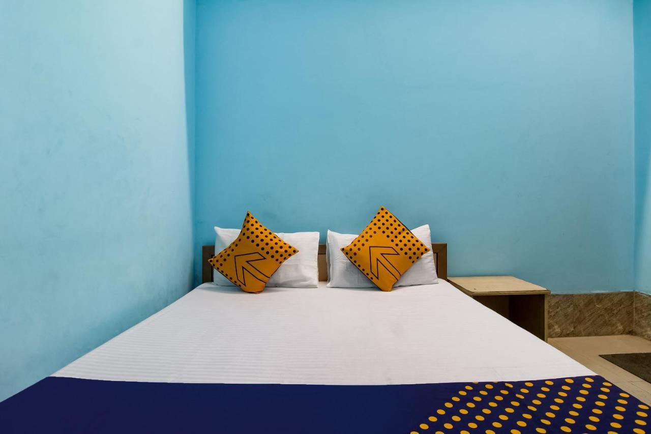 Spot On 40972 Hotel Gurubaksh Rāmpur エクステリア 写真