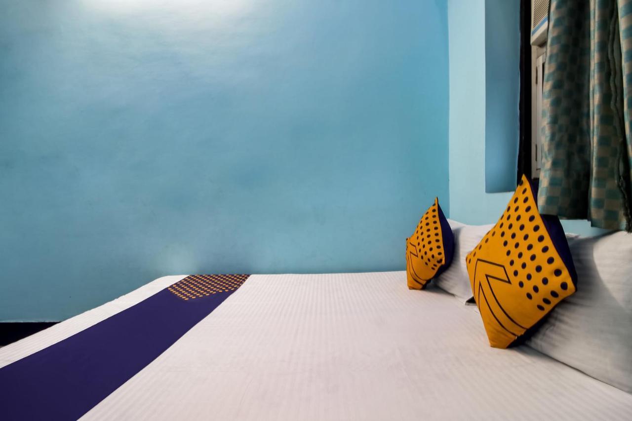 Spot On 40972 Hotel Gurubaksh Rāmpur エクステリア 写真