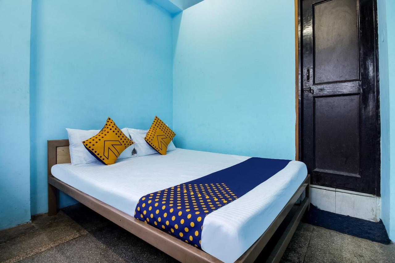 Spot On 40972 Hotel Gurubaksh Rāmpur エクステリア 写真
