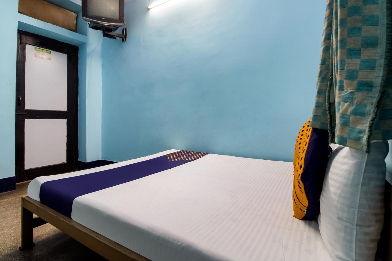 Spot On 40972 Hotel Gurubaksh Rāmpur エクステリア 写真